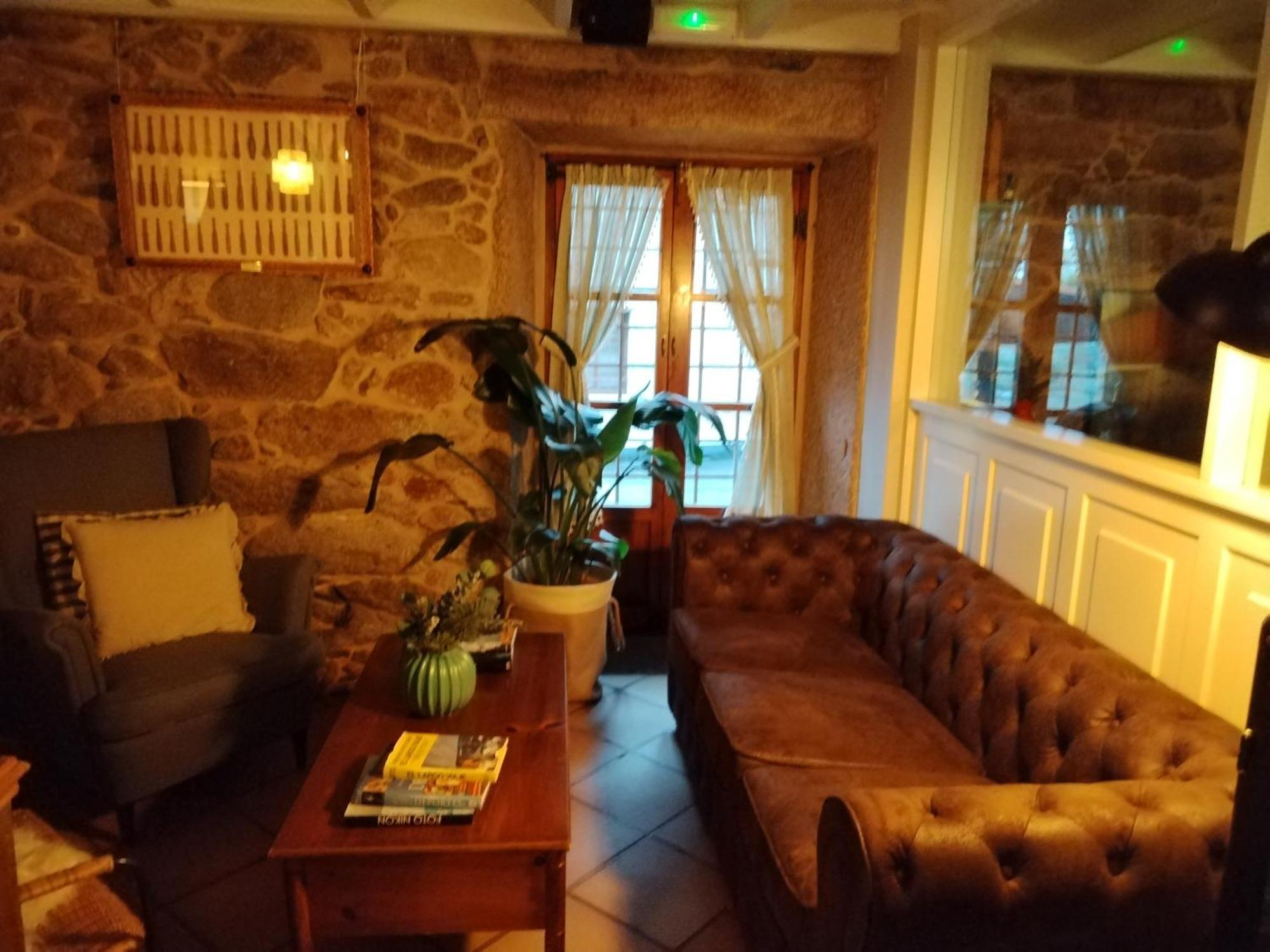 Hotel Puerto Arnela Камариньяс Экстерьер фото